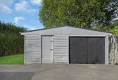 Opposite Mount Richmond playground, 858m2 soner site with RC Applied for 7 Lots, 3 beds 2 baths house with standalone garage, Just minutes from Sylvia Park Shopping Centre and New Zealand’s flagship IKEA store, 0.5 km to Otahuhu Intermediate, 1.2 km to Panama Road School, 654 Mount Wellington Highway, Mt Wellington, Auckland
