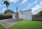 Opposite Mount Richmond playground, 858m2 soner site with RC Applied for 7 Lots, 3 beds 2 baths house with standalone garage, Just minutes from Sylvia Park Shopping Centre and New Zealand’s flagship IKEA store, 0.5 km to Otahuhu Intermediate, 1.2 km to Panama Road School, 654 Mount Wellington Highway, Mt Wellington, Auckland