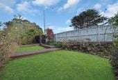 Opposite Mount Richmond playground, 858m2 soner site with RC Applied for 7 Lots, 3 beds 2 baths house with standalone garage, Just minutes from Sylvia Park Shopping Centre and New Zealand’s flagship IKEA store, 0.5 km to Otahuhu Intermediate, 1.2 km to Panama Road School, 654 Mount Wellington Highway, Mt Wellington, Auckland
