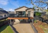 Renovated 4 beds 2 baths house with carports, Close to beaches, Howick Village and local amenities, Zoned for Cockle Bay School, Somerville Intermediate & Howick College, 2/5 View Road, Shelly Park, Auckland