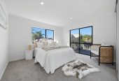 Renovated 4 beds 2 baths house with carports, Close to beaches, Howick Village and local amenities, Zoned for Cockle Bay School, Somerville Intermediate & Howick College, 2/5 View Road, Shelly Park, Auckland
