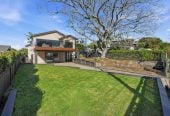 Renovated 4 beds 2 baths house with carports, Close to beaches, Howick Village and local amenities, Zoned for Cockle Bay School, Somerville Intermediate & Howick College, 2/5 View Road, Shelly Park, Auckland