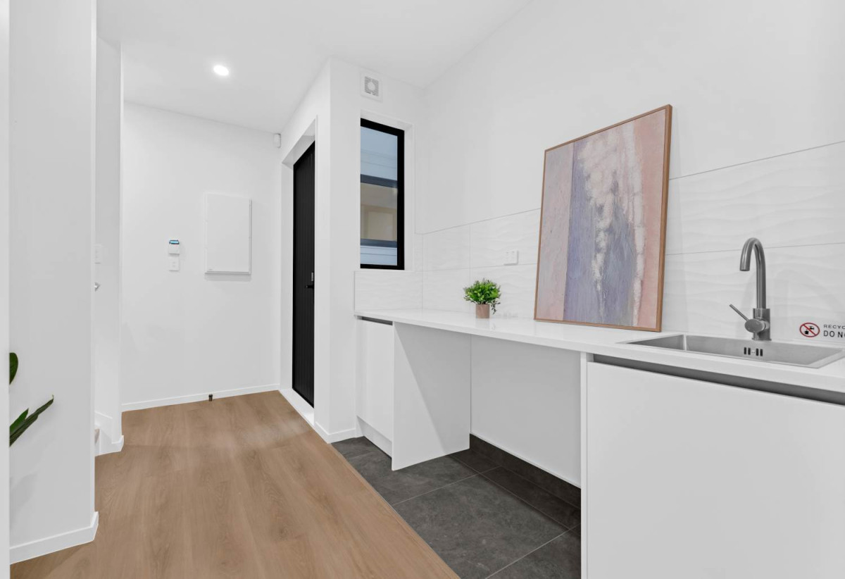 Opposite a reserve, Brandnew standalone 5 beds 3 baths home with garage, 2 beds 1 bath ground floor, 0.7 km to Massey High School, 0.9 km to Massey Primary School, 1 km to Lincoln Heights School, close to local shops, easy motorway access, 24C Zingaro Place, Massey, Auckland
