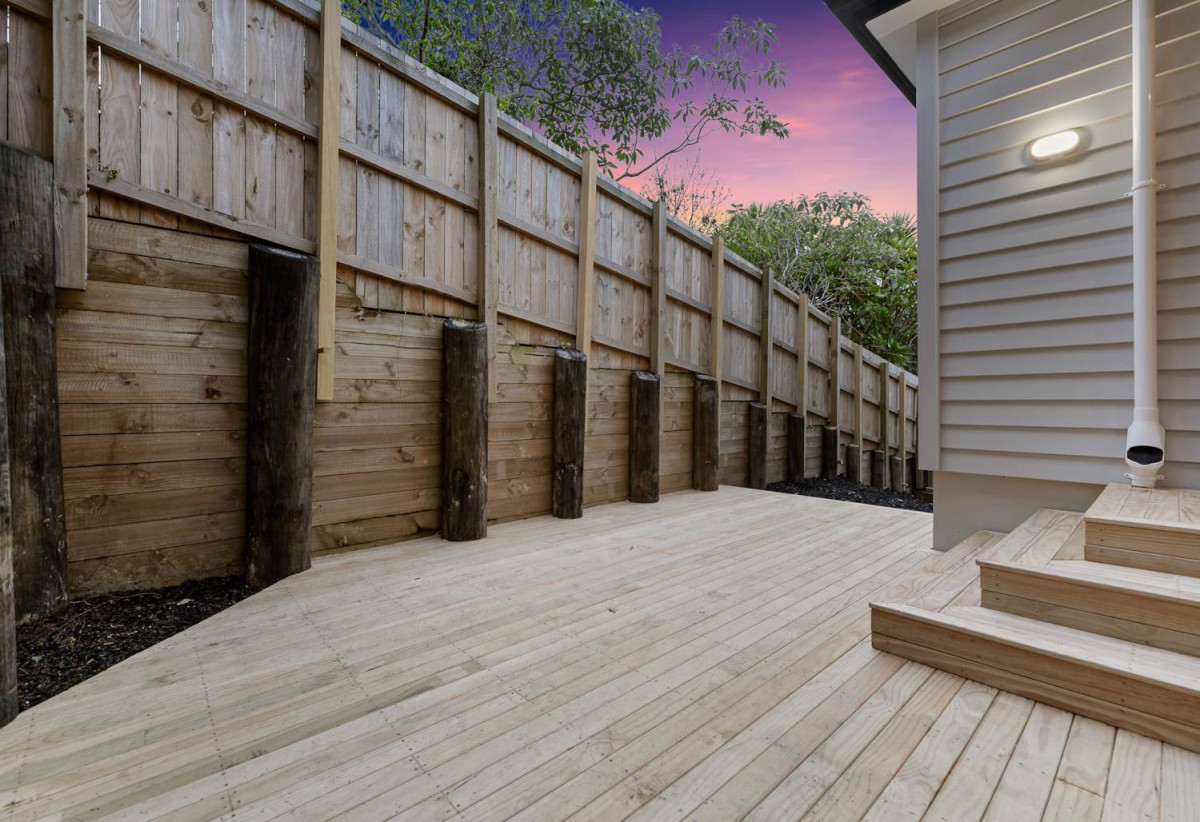 Opposite a reserve, Brandnew standalone 5 beds 3 baths home with garage, 2 beds 1 bath ground floor, 0.7 km to Massey High School, 0.9 km to Massey Primary School, 1 km to Lincoln Heights School, close to local shops, easy motorway access, 24C Zingaro Place, Massey, Auckland