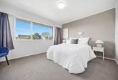 Home and Income on 857m2 section, Brick and tile 4 beds 2 baths house with double garage and swimming pool, Upstairs features three bedrooms, open-plan living, kitchen, and dining. Downstairs includes a self-contained one-bedroom flat with its own separate access, close to schools, local shops, motorway access, 0.5 km to St Paul’s School (Massey), 0.8 km to Royal Road School, 1.4 km to Massey High School, 1 Cyclarama Crescent, Massey, Auckland