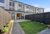 178m2 Freehold 5 beds (3 ensuites) 4 baths home with car park, close to local shops, schools, motorway access, 6/157 Bremner Road, Karaka, Auckland