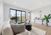 178m2 Freehold 5 beds (3 ensuites) 4 baths home with car park, close to local shops, schools, motorway access, 7/157 Bremner Road, Karaka, Auckland