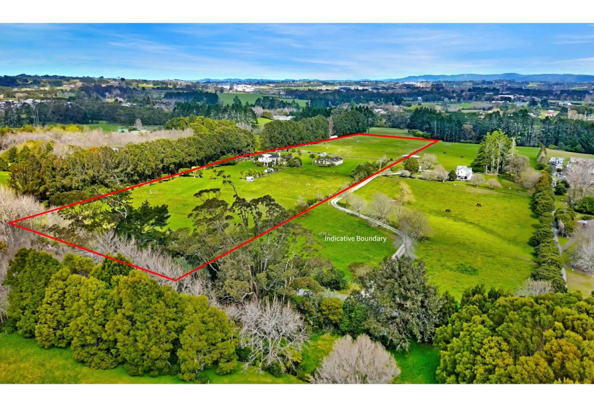 Motivated vendor, Home and Income on 4.2922ha Lifestyle land, 6 beds 4 baths houses, Positioned only an arm’s length from the Whenuapai First Special Housing Area (SHA)—a high-growth precinct developed by Oyster Capital & Fletcher Living, 22 Dale Road, Whenuapai, Auckland
