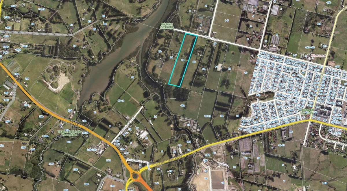 Motivated vendor, Home and Income on 4.2922ha Lifestyle land, 6 beds 4 baths houses, Positioned only an arm’s length from the Whenuapai First Special Housing Area (SHA)—a high-growth precinct developed by Oyster Capital & Fletcher Living, 22 Dale Road, Whenuapai, Auckland