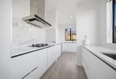 319m2 Standalone 5 beds (1 ensuite) 4 baths house with double garage on 555m2 section, close to schools, motorway access, Orewa Beach, Silverdale Shopping Mall, 0.3 km to Nukumea School, 2 km to Orewa College, 18 Takurua Terrace, Orewa, Auckland