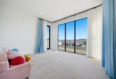 319m2 Standalone 5 beds (1 ensuite) 4 baths house with double garage on 555m2 section, close to schools, motorway access, Orewa Beach, Silverdale Shopping Mall, 0.3 km to Nukumea School, 2 km to Orewa College, 18 Takurua Terrace, Orewa, Auckland