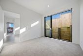 319m2 Standalone 5 beds (1 ensuite) 4 baths house with double garage on 555m2 section, close to schools, motorway access, Orewa Beach, Silverdale Shopping Mall, 0.3 km to Nukumea School, 2 km to Orewa College, 18 Takurua Terrace, Orewa, Auckland
