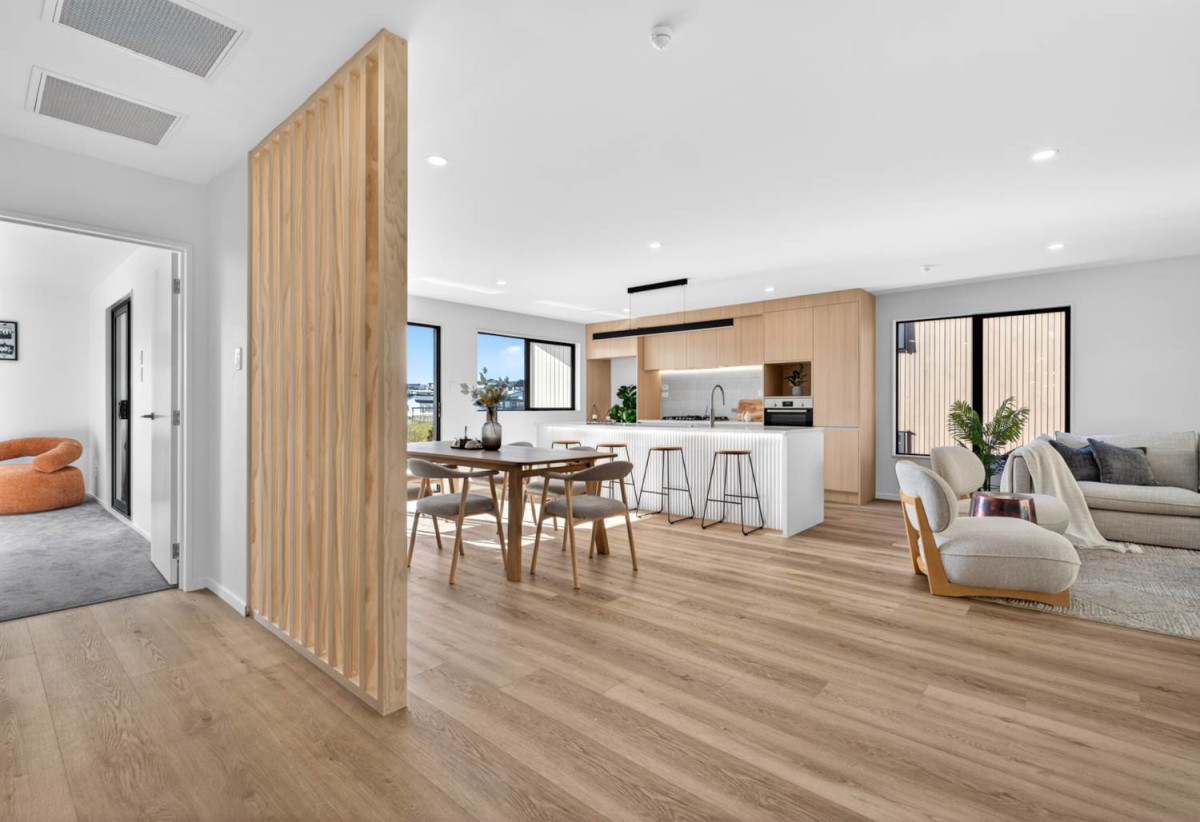 587m2 section, 227m2 Brandnew standalone 5 beds (1 ensuite) 3 baths house with double garage and big backyard, 3 beds 1 bath ground floor, move-in ready, close to schools, shops, beach, motorway access, 0.5 km to Nukumea School, 2 km to Orewa College, 242E West Hoe Heights, Orewa, Auckland
