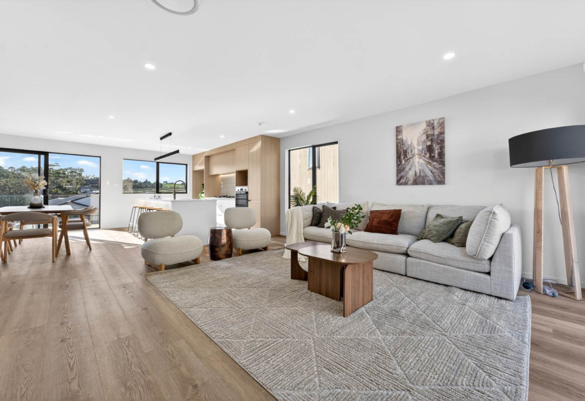 587m2 section, 227m2 Brandnew standalone 5 beds (1 ensuite) 3 baths house with double garage and big backyard, 3 beds 1 bath ground floor, move-in ready, close to schools, shops, beach, motorway access, 0.5 km to Nukumea School, 2 km to Orewa College, 242E West Hoe Heights, Orewa, Auckland