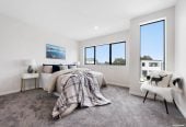 For rent, Ormiston Junior and Senior College zone, 2 Kitchens, 5 beds (2 ensuites) 4.5 baths house with garage and 1 bed 1 bath granny, available 6th July, 68 Rashni Road, Flat Bush, Auckland