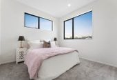 587m2 section, 227m2 Brandnew standalone 5 beds (1 ensuite) 3 baths house with double garage and big backyard, 3 beds 1 bath ground floor, move-in ready, close to schools, shops, beach, motorway access, 0.5 km to Nukumea School, 2 km to Orewa College, 242E West Hoe Heights, Orewa, Auckland