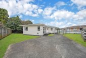 499m2 section, 3 beds 1 bath house with carport, close to schools Manurewa town centre, 0.6 km to Manurewa Intermediate, 0.8 km to Manurewa West School, 0.9 km to Manurewa High School, 31B Jellicoe Road, Manurewa, Auckland