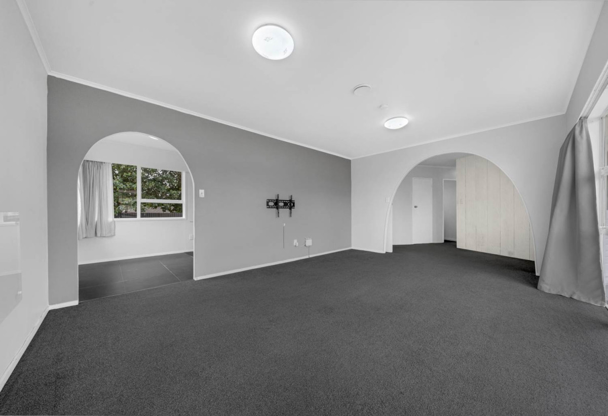 499m2 section, 3 beds 1 bath house with carport, close to schools Manurewa town centre, 0.6 km to Manurewa Intermediate, 0.8 km to Manurewa West School, 0.9 km to Manurewa High School, 31B Jellicoe Road, Manurewa, Auckland