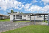 499m2 section, 3 beds 1 bath house with carport, close to schools Manurewa town centre, 0.6 km to Manurewa Intermediate, 0.8 km to Manurewa West School, 0.9 km to Manurewa High School, 31B Jellicoe Road, Manurewa, Auckland