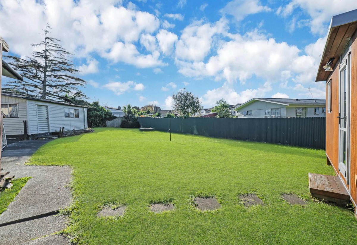 827m2 section, 3 beds 1 bath house with standalone garage, close to schools, seaside reserve, shops, motorway access, 0.5 km to Leabank School and James Cook High School, 1.6 km to Manurewa Intermediate, 27 Astor Place, Manurewa, Auckland