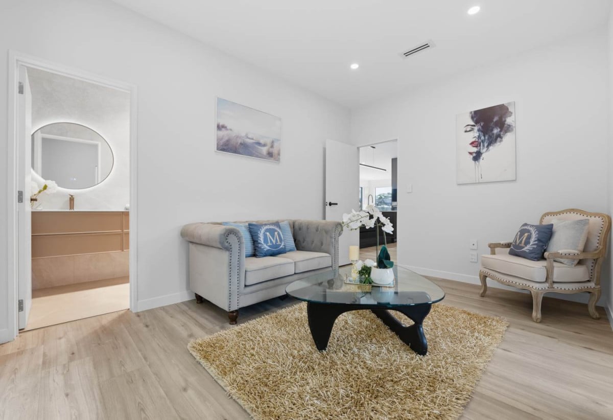 Master Build Guarantee, 181m2 Brandnew freehold 5 beds 3 baths house with 2 beds granny and double garage on 511m2 section, Zoned for Valley School and just a short stroll from new reserves, easy access to town centre, 16 Rongoa Maori Way, Pukekohe, Auckland