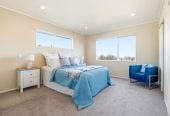 Standalone 3 beds 1.5 baths home with garage, Semi-ensuite full bathroom upstairs, Large separate guest toilet downstairs, close to Glenfield Mall, schools, parks, 0.7 km to Windy Ridge School, 1.7 km to Glenfield Intermediate School, 3/29 Park Road, Glenfield, Auckland