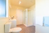 Standalone 3 beds 1.5 baths home with garage, Semi-ensuite full bathroom upstairs, Large separate guest toilet downstairs, close to Glenfield Mall, schools, parks, 0.7 km to Windy Ridge School, 1.7 km to Glenfield Intermediate School, 3/29 Park Road, Glenfield, Auckland