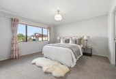 Sea Views, 640m2 section, 316m2 Brick 6 beds (2 ensuites) 4 baths house with double garage, close to schools, reserves, easy motorway access, 0.4 km to Marina View School, 0.9 km to Hobsonville School, 42 Westpark Drive, West Harbour, Auckland