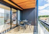 Double Grammar school zone, 4 beds (2ensuites) 3.5 baths home with garage, zoned for Auckland Grammar and Epsom Girls Grammar, as well as Cornwall Park Primary and Remuera Intermediate. within walking distance to supermarkets and moments, 1/16 Mapau Road, Greenlane, Auckland