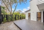Rangitoto College zone, 4 beds 2.5 baths home with garage, just a short stroll to Mairangi Bay Village and beachfront, 0.2 km to Mairangi Bay School, 37C Matipo Road, Mairangi Bay, Auckland