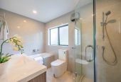 Rangitoto College zone, 4 beds 2.5 baths home with garage, just a short stroll to Mairangi Bay Village and beachfront, 0.2 km to Mairangi Bay School, 37C Matipo Road, Mairangi Bay, Auckland