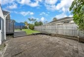 2 beds 1 bath home with carport, just a short walk to Highland Park Shopping Centre, 0.3 km to Howick Primary School, 0.4 km to Howick Intermediate, 1.1 km to Pakuranga College, 2/7 Benygloe Place, Highland Park, Auckland