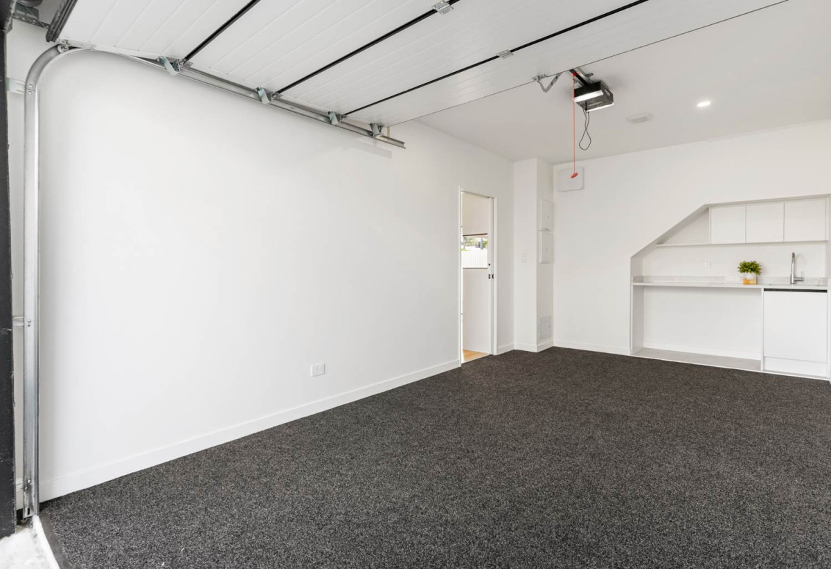 Rangitoto College, Master Build 10-Year Guarantee, Sea views, 170m2 Brandnew standalone 5 beds 3 baths home with garage, zoned for Mairangi Bay School, Murrays Bay Intermediate, and Rangitoto College, close to schools, beach, shops, reserve, 37C Hastings Road, Mairangi Bay, Auckland