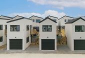 Standalone 4 beds (2 ensuites) 3.5 baths house with standalone garage, 1 ensuite on the top of the single garage with separate entrance, close to shopping centres, motorway access, 638/640/642 Tarapuka Road, Westgate, Auckland