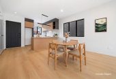 Standalone 4 beds (2 ensuites) 3.5 baths house with standalone garage, 1 ensuite on the top of the single garage with separate entrance, close to shopping centres, motorway access, 638/640/642 Tarapuka Road, Westgate, Auckland