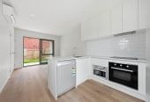 2 beds 1.5 baths home with car park, close to schools, shops, supermarket, motorway access, 0.6 km to Papatoetoe North School, 85 Te Ara Wai, Mangere East, Auckland