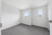 2 beds 1.5 baths home with car park, close to schools, shops, supermarket, motorway access, 0.6 km to Papatoetoe North School, 85 Te Ara Wai, Mangere East, Auckland