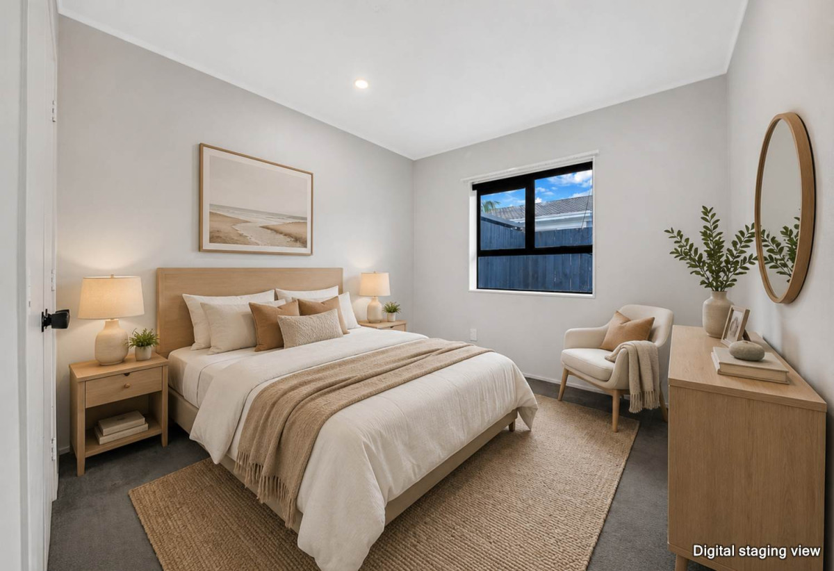 2 beds 1 bath home with carport, just a short walk to Highland Park Shopping Centre, 0.3 km to Howick Primary School, 0.4 km to Howick Intermediate, 1.1 km to Pakuranga College, 2/7 Benygloe Place, Highland Park, Auckland