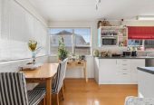 3 beds 1 bath house with garage, the single garage located underneath the house, complete with valuable storage/rumpus space, close to schools, psrks, shopping centres, 0.3 km to Elm Park School, 1.3 km to Farm Cove Intermediate, 1.5 km to Pakuranga College, 1/95 Archmillen Avenue, Pakuranga Heights, Auckland
