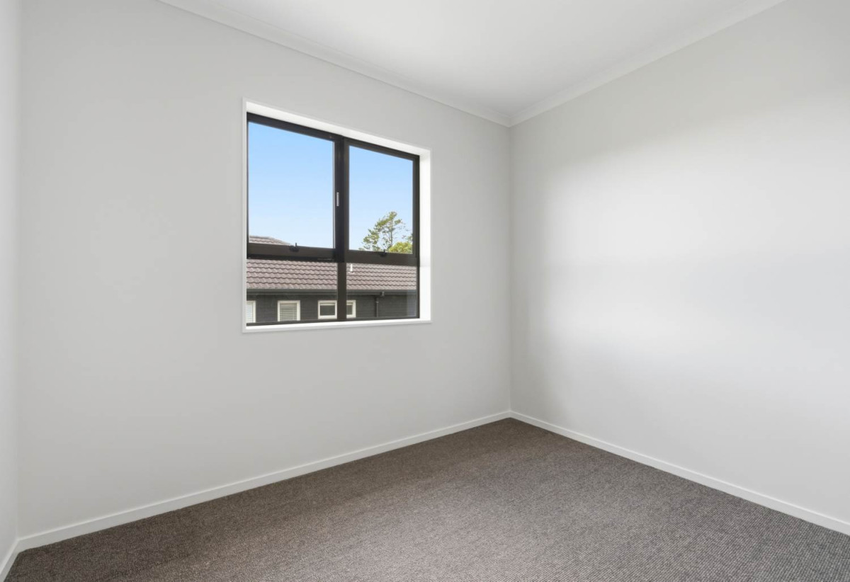 Built by Fletcher Living, 509m2 section, 5 beds (1 ensuite) 2.5 baths house with double garage, Located within easy reach of motorway connections, quality schools, parks, and local amenities, 30 Mackay Drive, Greenhithe, Auckland