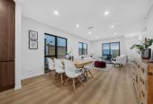 Brandnew standalone 5 beds (1 ensuite) 3.5 baths home with garage, close to shops, supermarkets, reserves, 0.8 km to Riverhills School, Lot 3, 1 Tullis Place, Burswood, Auckland