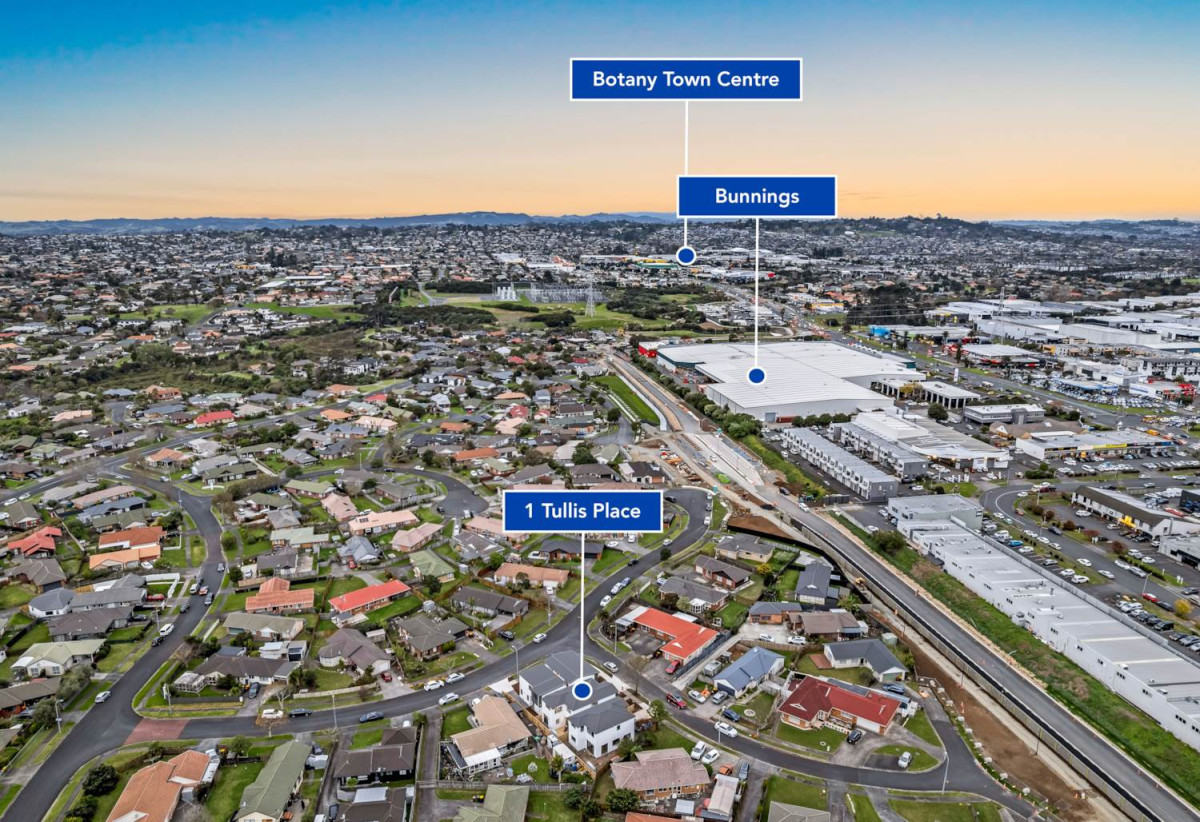 Brandnew standalone 5 beds (1 ensuite) 3.5 baths home with garage, close to shops, supermarkets, reserves, 0.8 km to Riverhills School, Lot 3, 1 Tullis Place, Burswood, Auckland