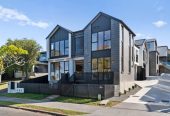 Brandnew standalone 5 beds (3 ensuites) 4 baths home with double garage, moments from Waiatarua Reserve, Remuera Golf Club, Meadowbank Shopping Centre, zoned for St Thomas’s School, Selwyn College, Glendowie College, and Baradene College, 88A Norman Lesser Drive, St Johns, Auckland