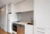 Double Grammar school zone, 37m2 Freehold 1 bed 1 bath studio apartment, Current weekly rental income of $450/pw, with a fixed term end on 6 Feb 2027, 0.9 km to Auckland Girls’ Grammar School, 1 km to Freemans Bay School, 1.7 km to Auckland Grammar, 1504/438 Queen Street, City Centre, Auckland