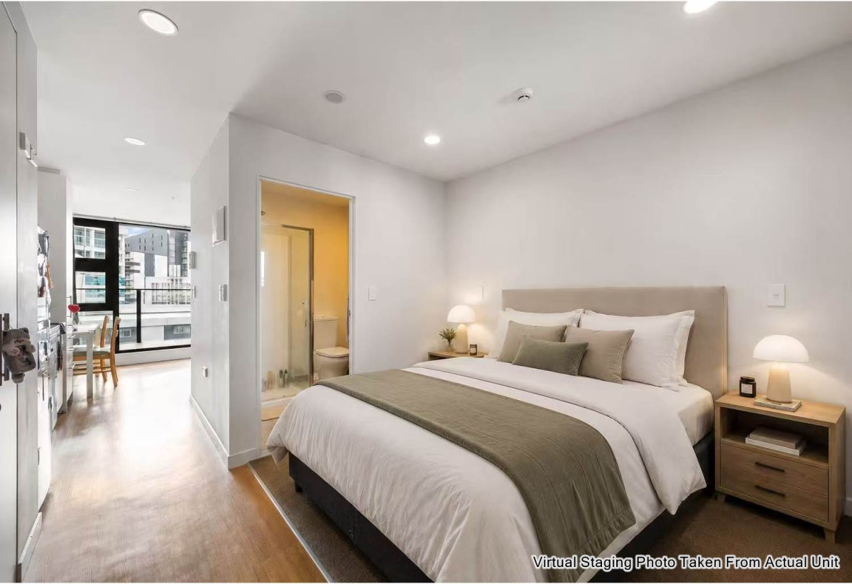 Double Grammar school zone, 37m2 Freehold 1 bed 1 bath studio apartment, Current weekly rental income of $450/pw, with a fixed term end on 6 Feb 2027, 0.9 km to Auckland Girls’ Grammar School, 1 km to Freemans Bay School, 1.7 km to Auckland Grammar, 1504/438 Queen Street, City Centre, Auckland