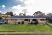 756m2 section, Renovated Brick and tile 3 beds 2 baths house with double garage, minutes to motorway access, Auckland Botanic Gardens, shops, schools, 5 Freshney Place, Hill Park, Auckland