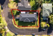 756m2 section, Renovated Brick and tile 3 beds 2 baths house with double garage, minutes to motorway access, Auckland Botanic Gardens, shops, schools, 5 Freshney Place, Hill Park, Auckland
