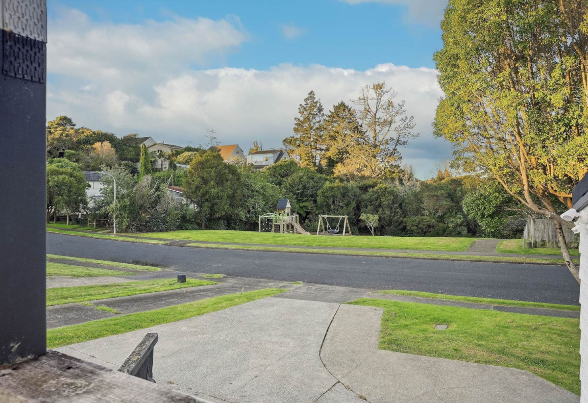 Newly Renovated – Opposite Reserve Park, 669m2 section, 3 beds 1 bath house with garage, close to schools, shops, beaches, 0.4 km to Glamorgan School, 1.3 km to Northcross Intermediate, 1.7 km to Long Bay College, 39 Cranston Street, Torbay, Auckland