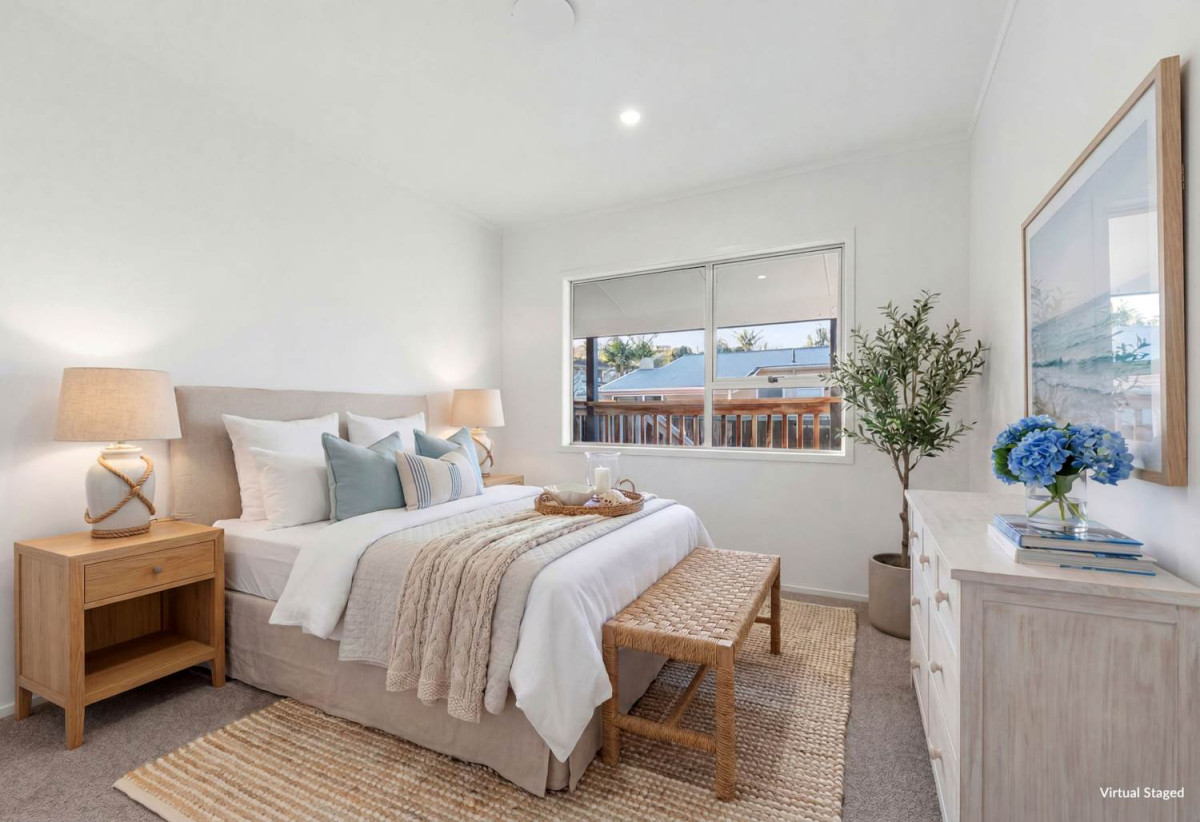 Newly Renovated – Opposite Reserve Park, 669m2 section, 3 beds 1 bath house with garage, close to schools, shops, beaches, 0.4 km to Glamorgan School, 1.3 km to Northcross Intermediate, 1.7 km to Long Bay College, 39 Cranston Street, Torbay, Auckland