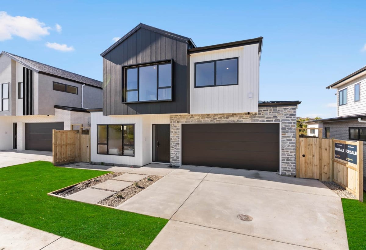 Brandnew 5 beds (3 ensuites) 4 baths house with double garage, 1 ensuite ground floor, Located within easy walking distance to Ormiston Town Centre and Barry Curtis Park, 28-34 Olga Road, Flat Bush, Auckland